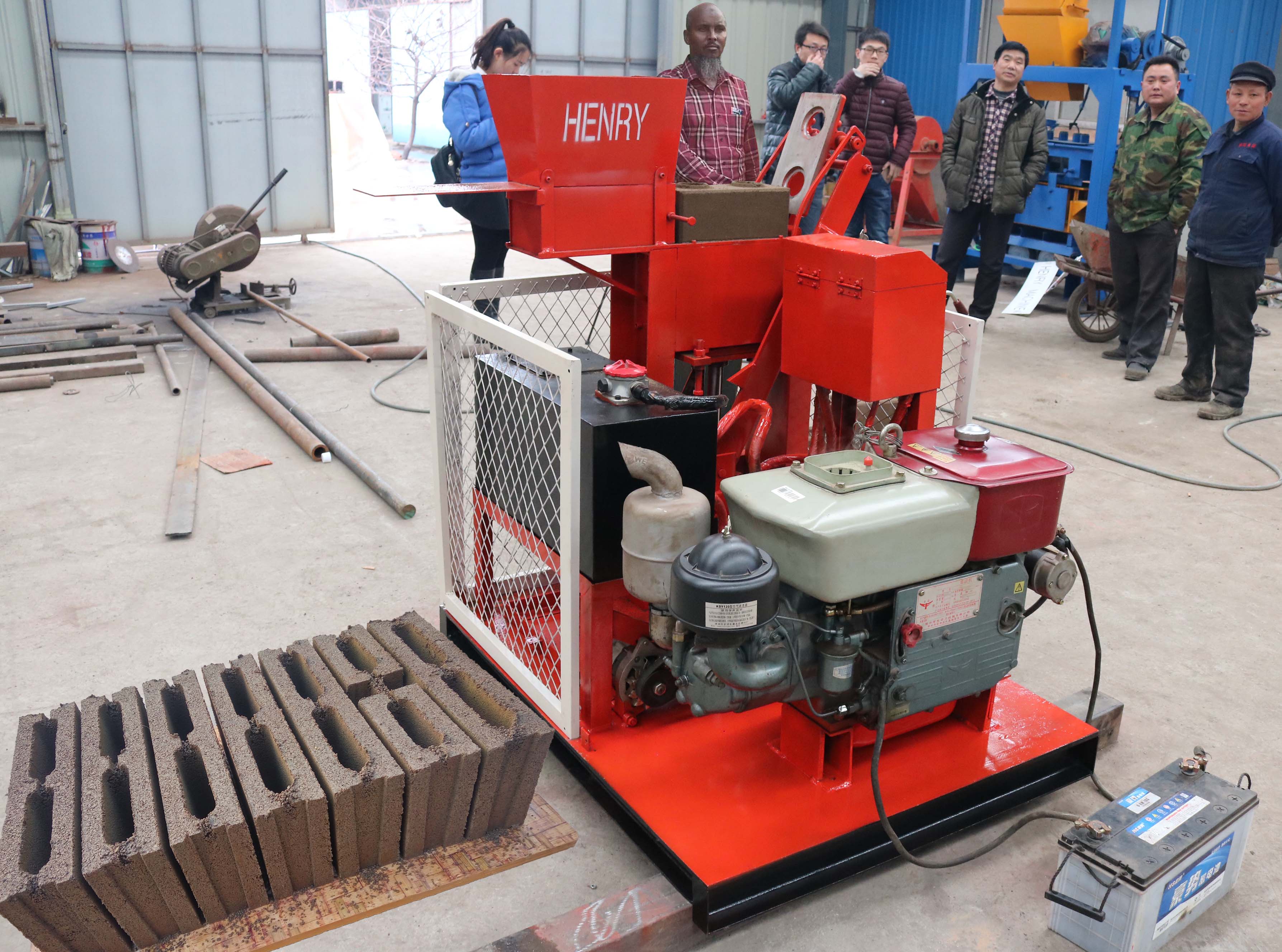 Semi Automatic Interlocking Brick Machine